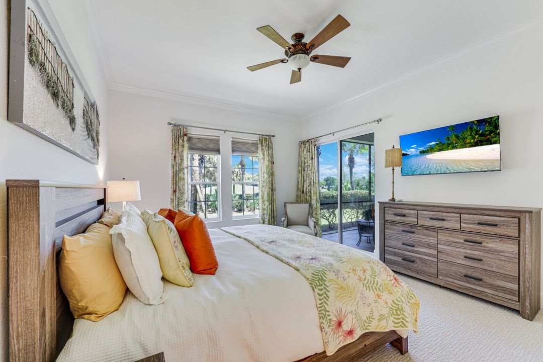 9002 Cascada Way #102, Naples, FL 34114