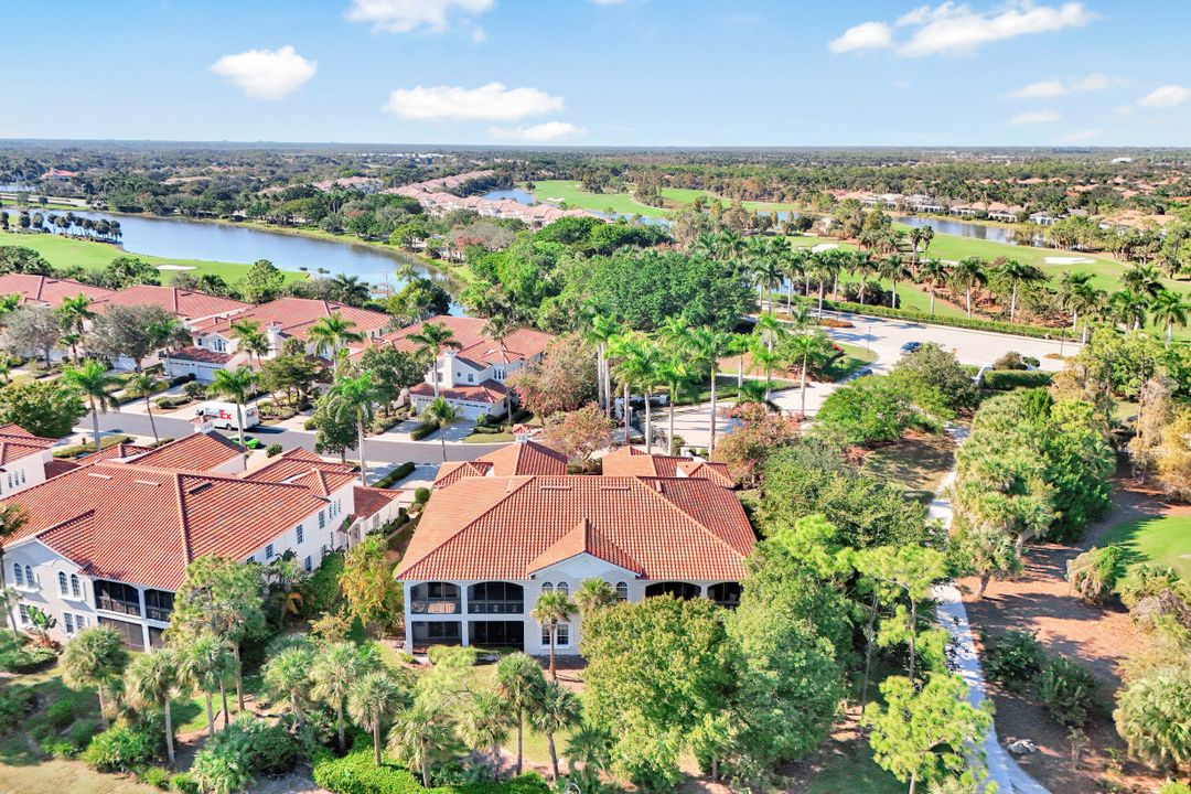 9002 Cascada Way #102, Naples, FL 34114