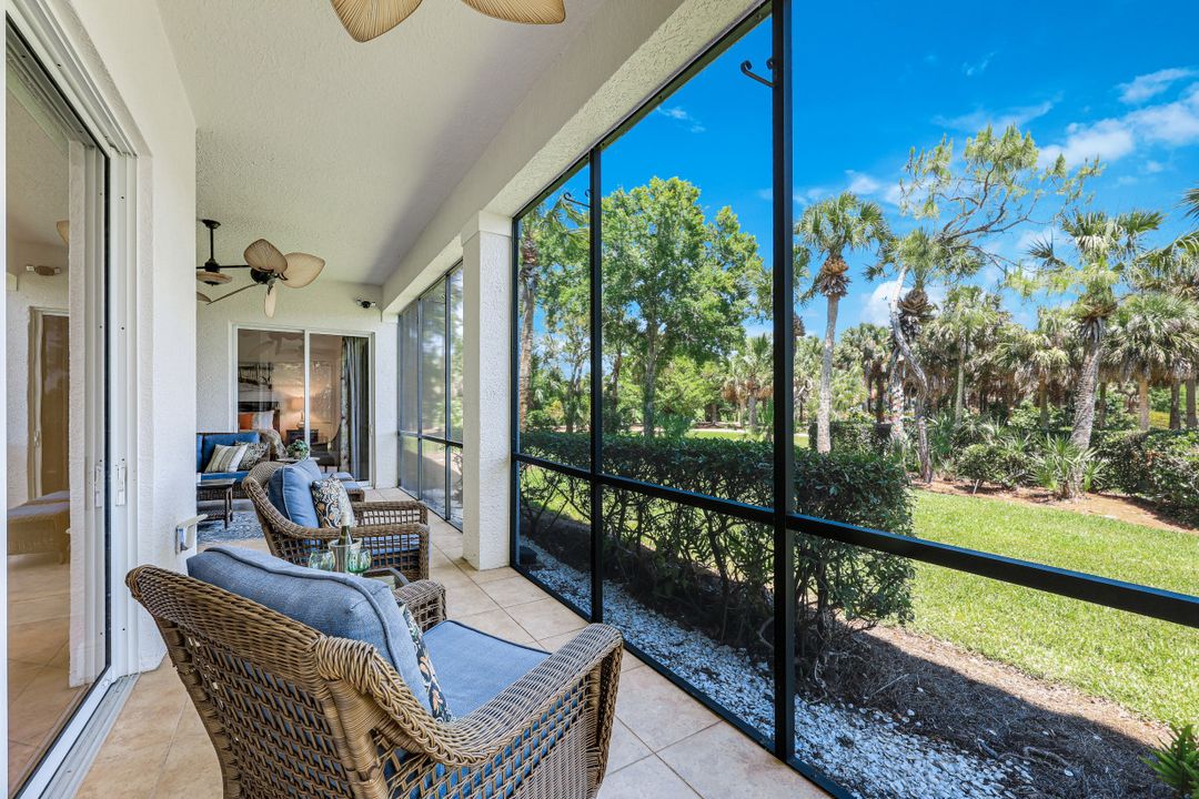 9002 Cascada Way #102, Naples, FL 34114