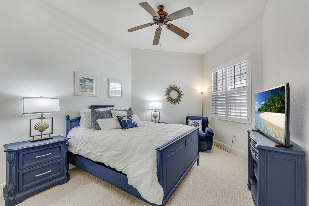 9002 Cascada Way #102, Naples, FL 34114