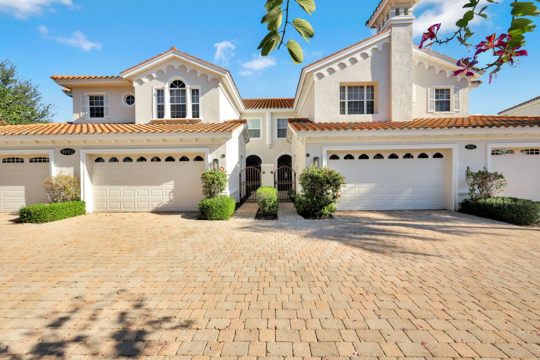9002 Cascada Way #102, Naples, FL 34114