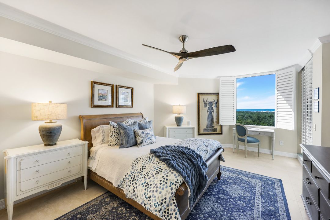 7225 Pelican Bay Blvd #604, Naples, FL 34108