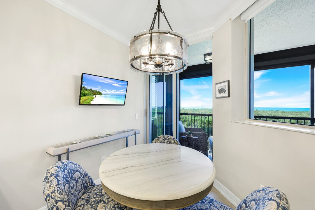 7225 Pelican Bay Blvd #604, Naples, FL 34108