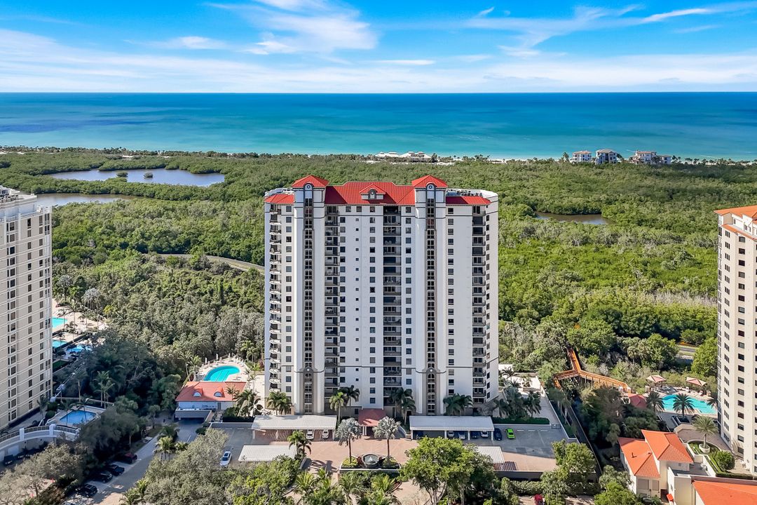 7225 Pelican Bay Blvd #604, Naples, FL 34108