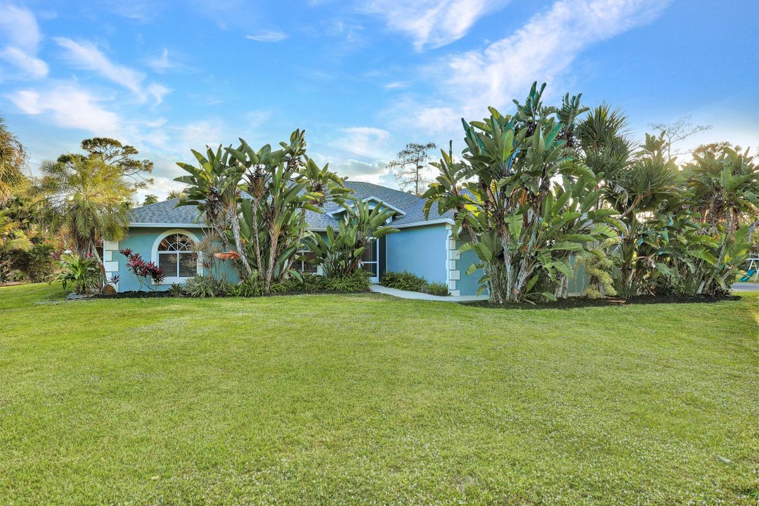 3332 White Blvd, Naples, FL 34117