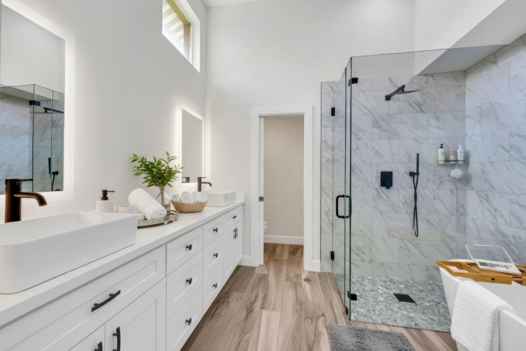 123 Napa Ridge Way, Naples, FL 34119