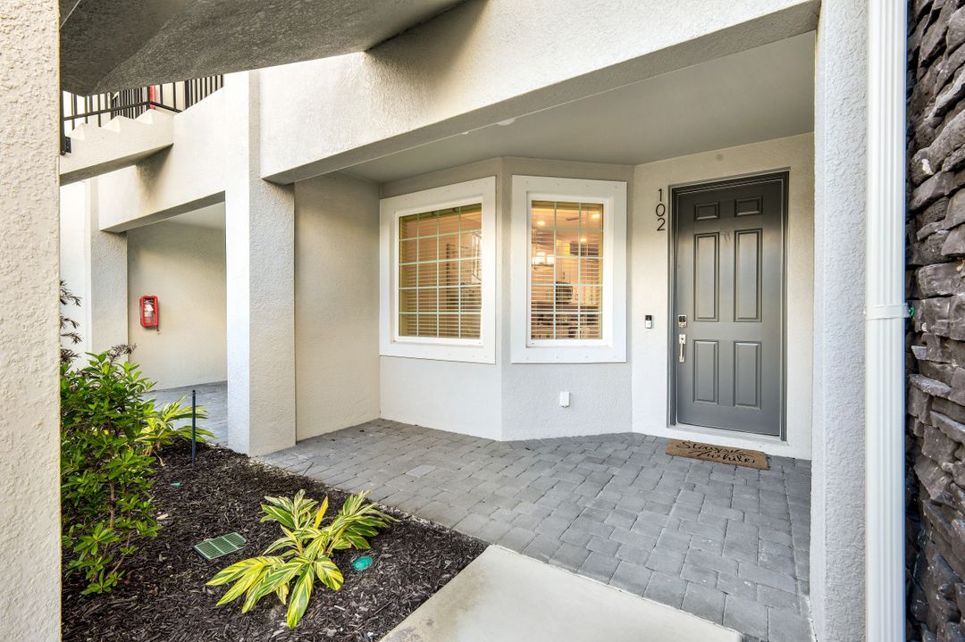 11811 Venetian Lagoon Dr #102, Fort Myers, FL 33913