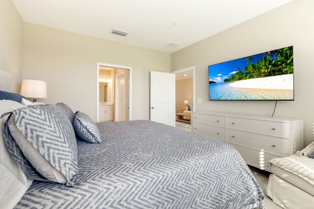 11811 Venetian Lagoon Dr #102, Fort Myers, FL 33913