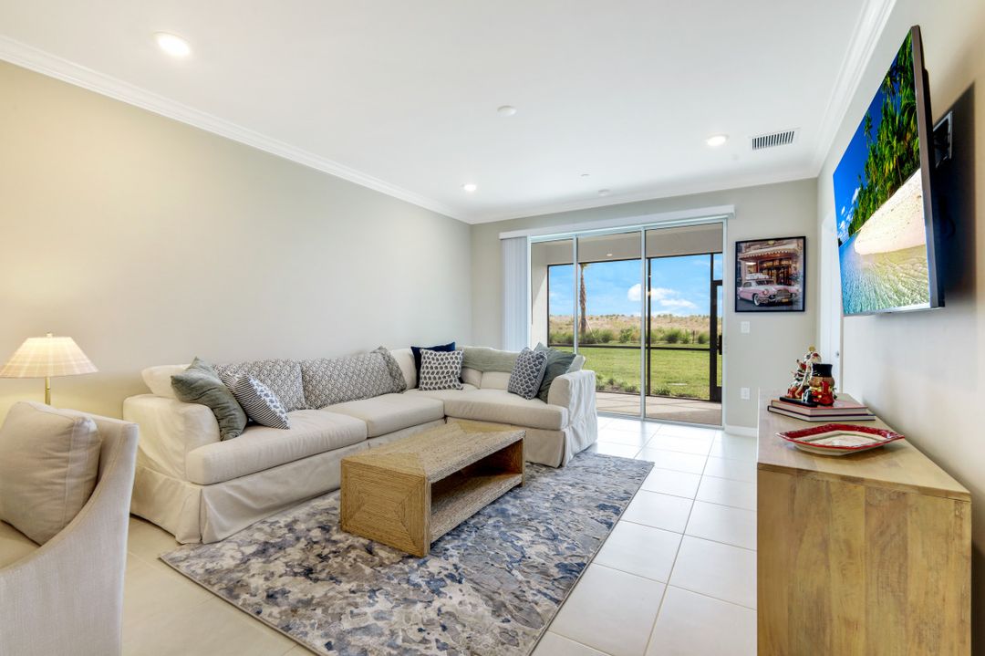 11811 Venetian Lagoon Dr #102, Fort Myers, FL 33913