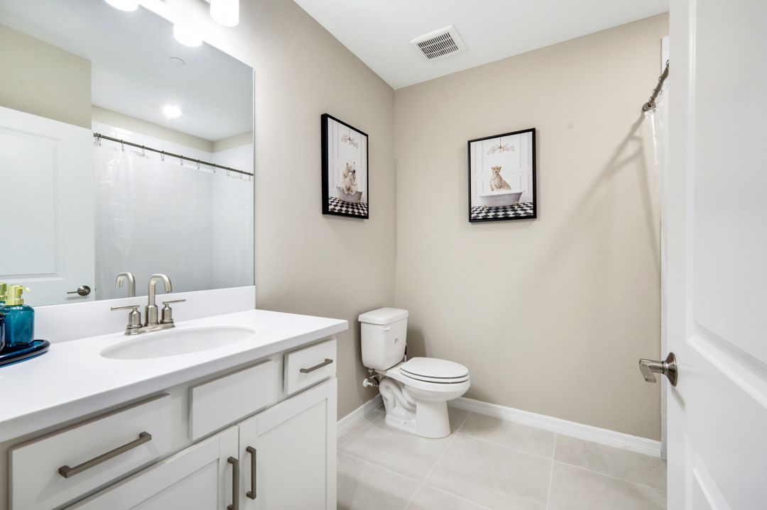 11811 Venetian Lagoon Dr #102, Fort Myers, FL 33913