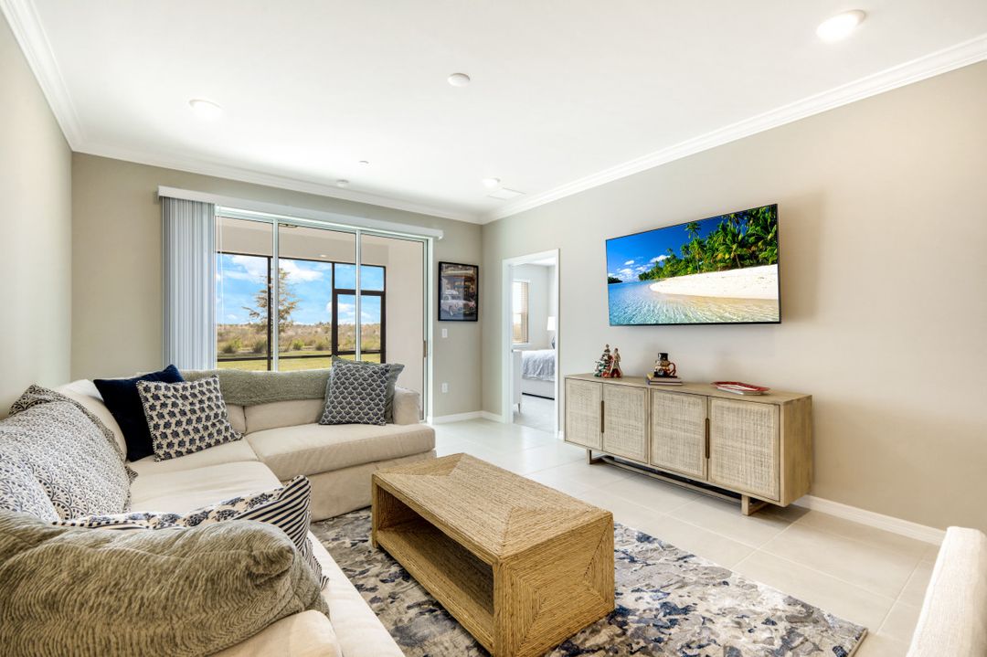 11811 Venetian Lagoon Dr #102, Fort Myers, FL 33913