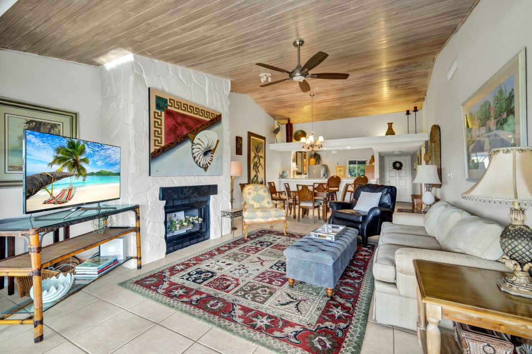 16710 Partridge Place Rd #201, Fort Myers, FL 33908