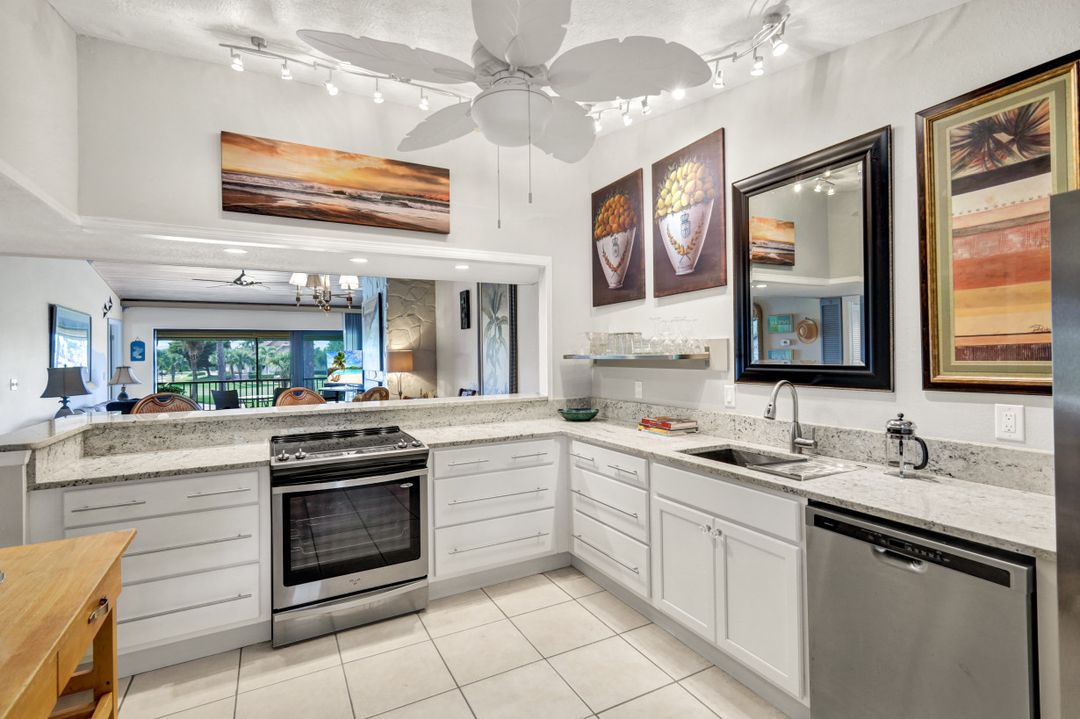 16710 Partridge Place Rd #201, Fort Myers, FL 33908