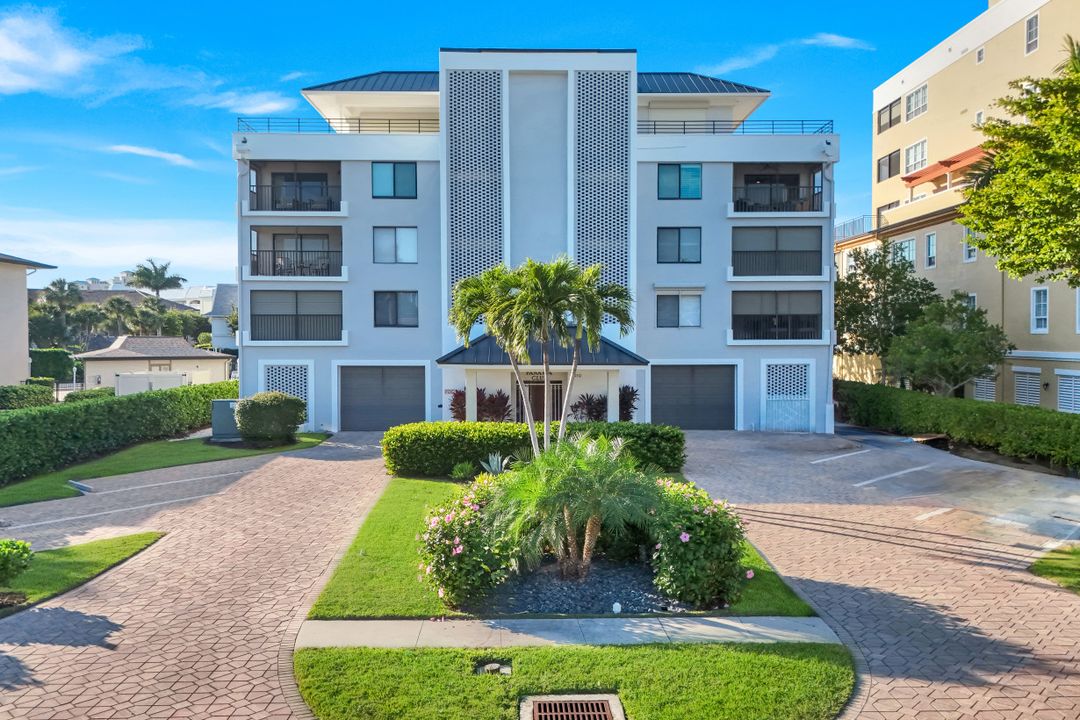 910 Panama Ct #402, Marco Island, FL 34145