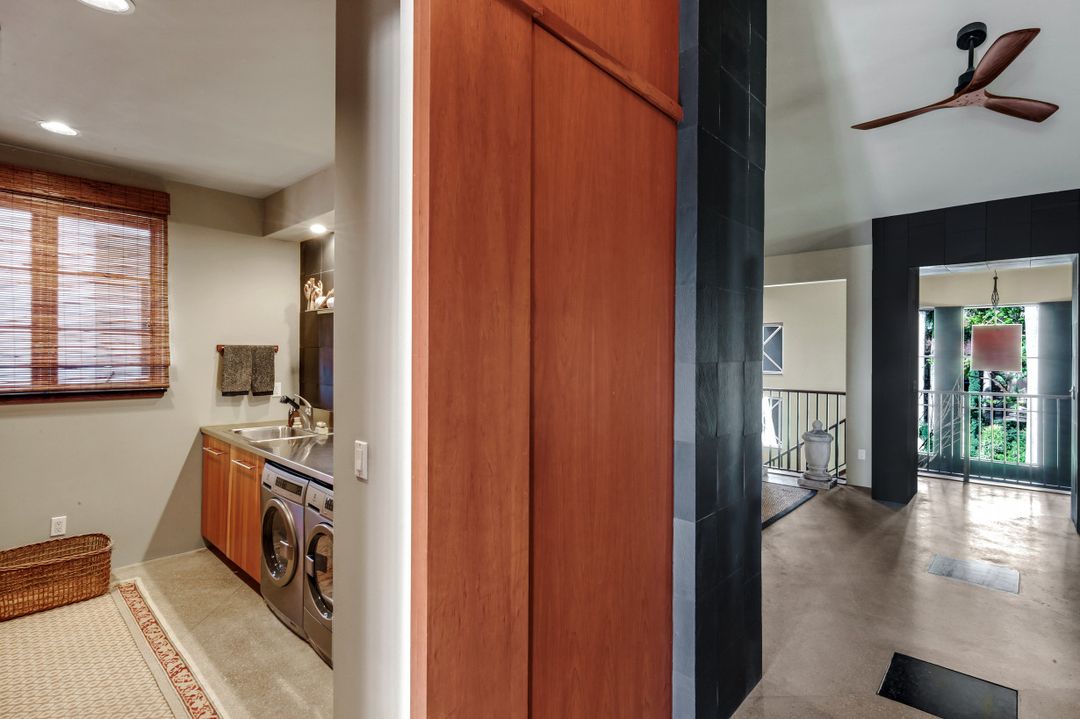 290 Channel Dr, Naples, FL 34108