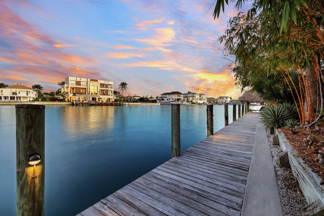 290 Channel Dr, Naples, FL 34108