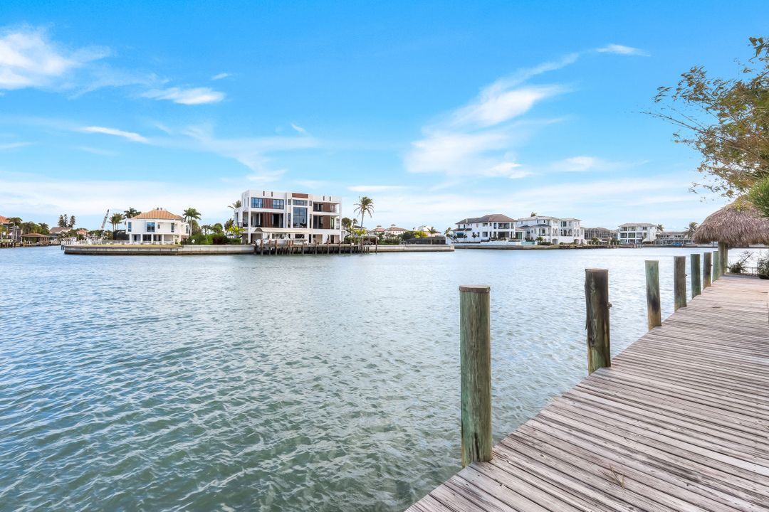 290 Channel Dr, Naples, FL 34108