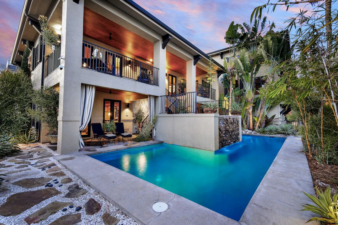 290 Channel Dr, Naples, FL 34108