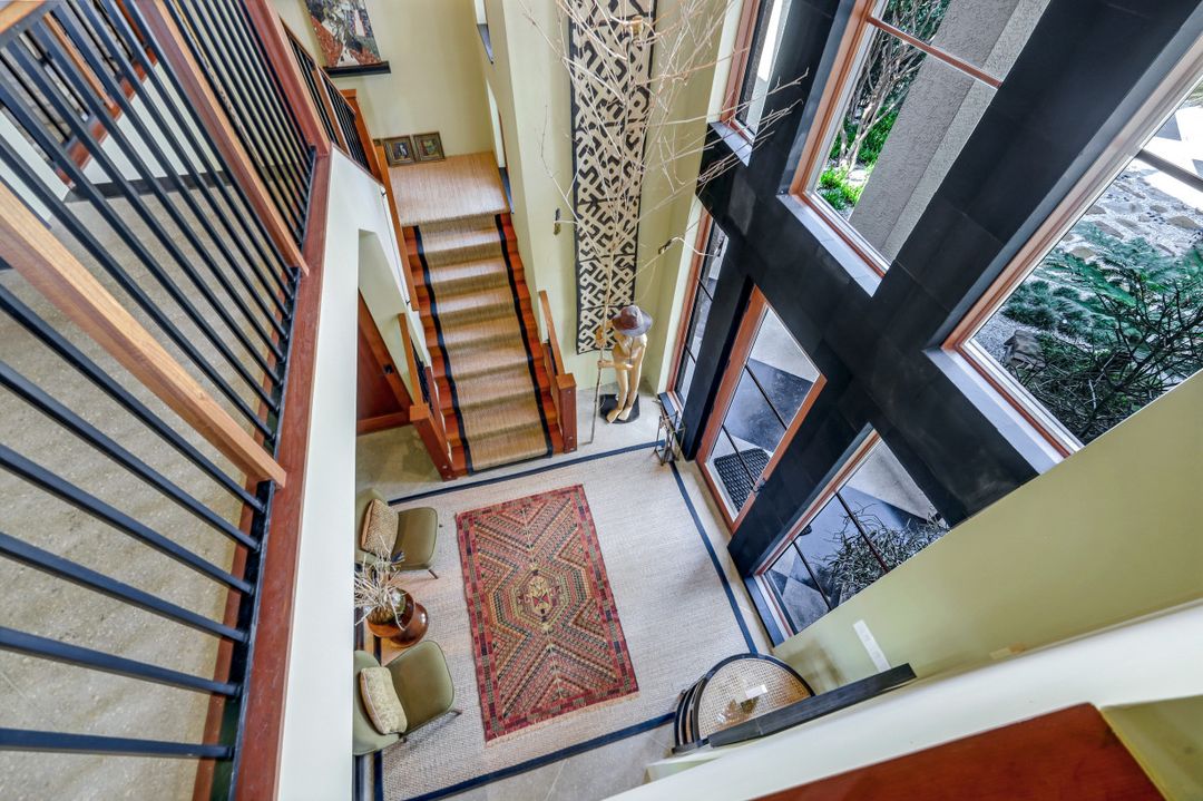 290 Channel Dr, Naples, FL 34108