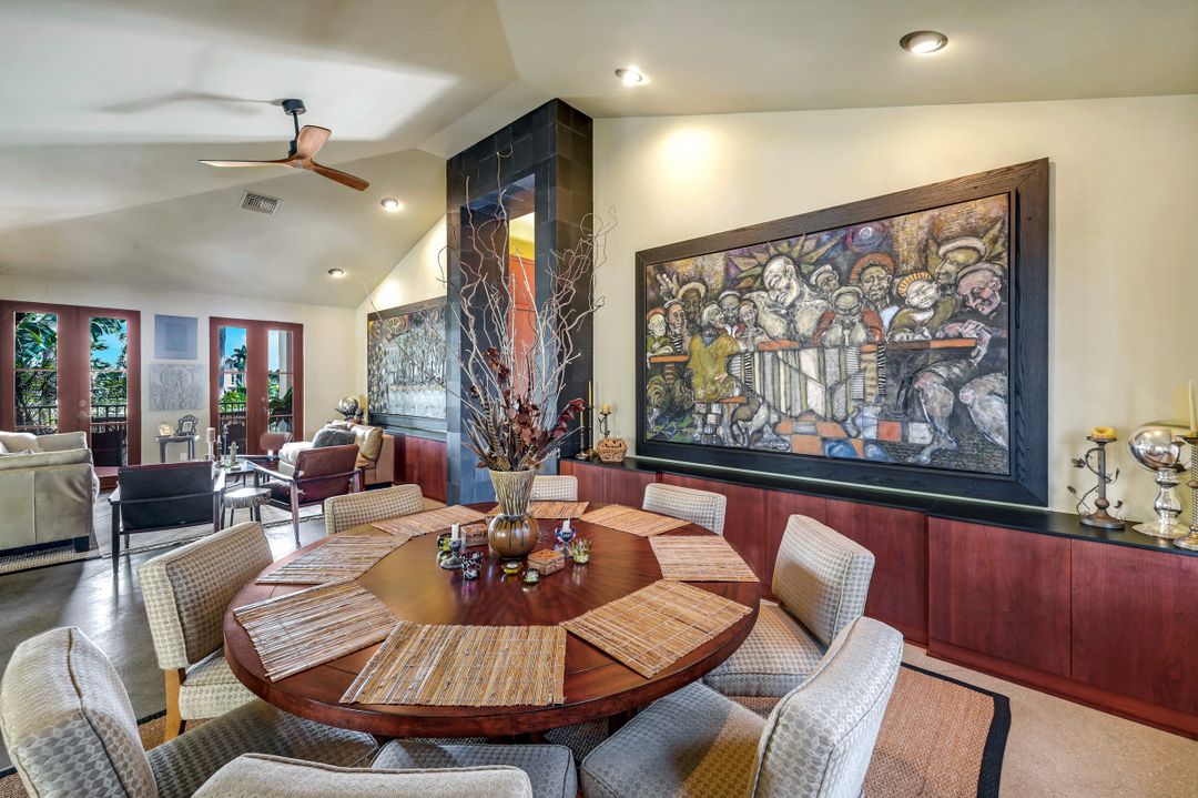 290 Channel Dr, Naples, FL 34108