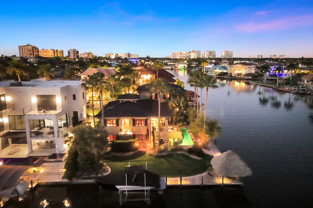 290 Channel Dr, Naples, FL 34108