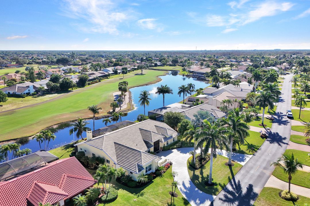 28415 Sombrero Dr, Bonita Springs, FL 34135