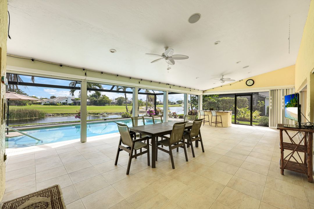 28415 Sombrero Dr, Bonita Springs, FL 34135