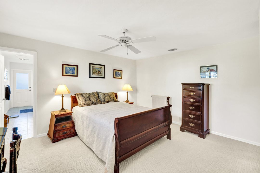 28415 Sombrero Dr, Bonita Springs, FL 34135