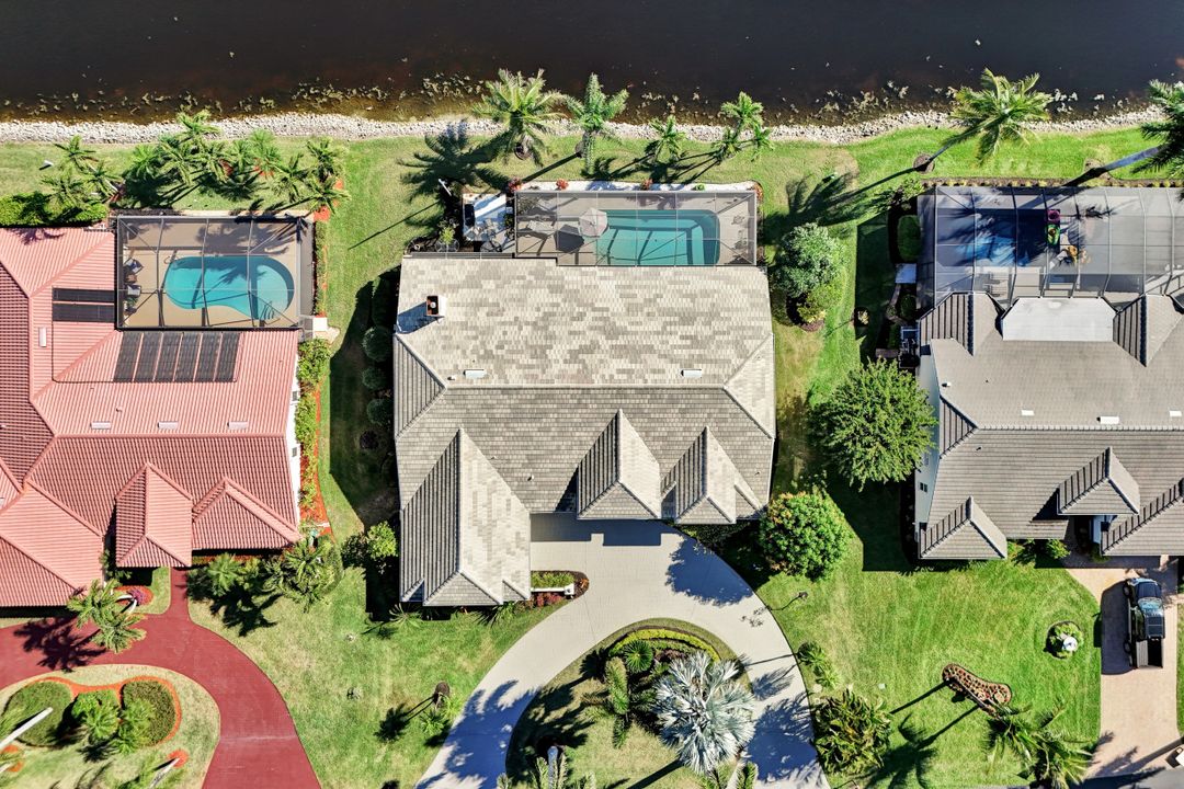 28415 Sombrero Dr, Bonita Springs, FL 34135