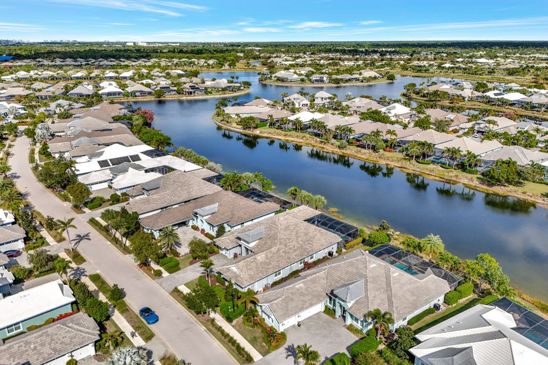 6348 Lyford Isle Dr, Naples, FL 34113