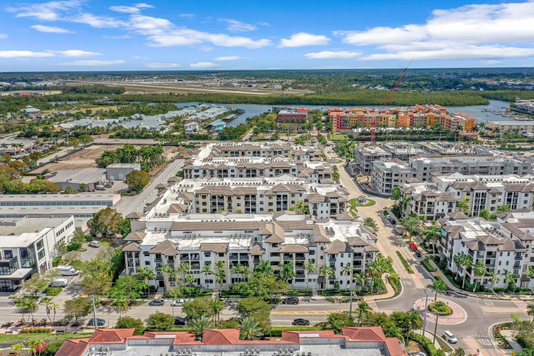 1035 3rd Ave S #215, Naples, FL 34102