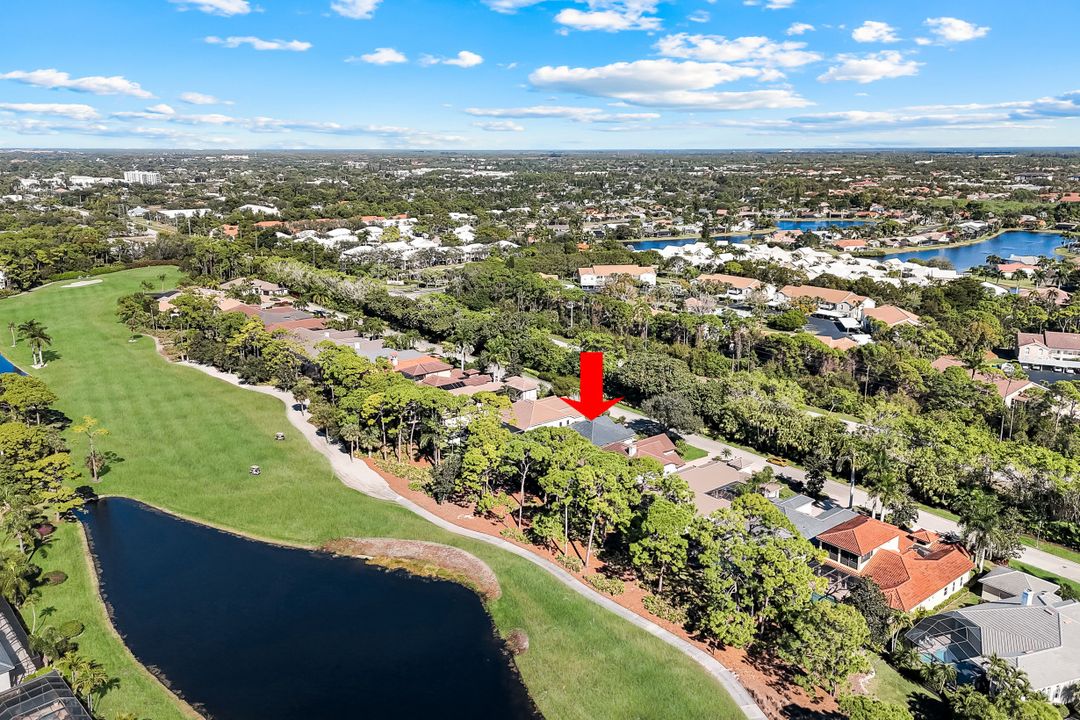 237 Charleston Ct, Naples, FL 34110