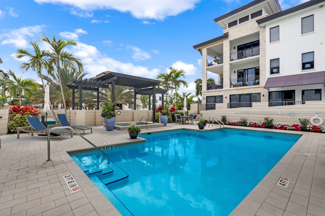 1035 3rd Ave S #406, Naples, FL 34102