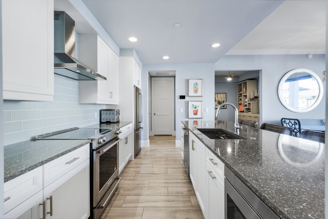 1035 3rd Ave S #406, Naples, FL 34102