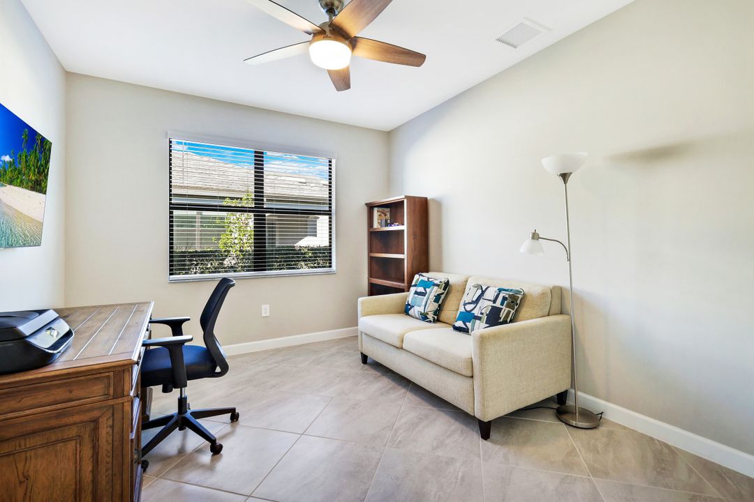 14021 Pine Lodge Ln, Fort Myers, FL 33913