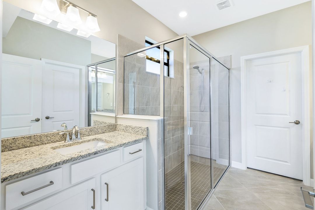 14021 Pine Lodge Ln, Fort Myers, FL 33913