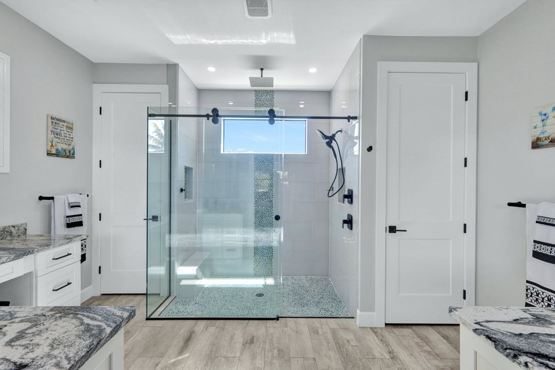 1909 SE 14th St, Cape Coral, FL 33990