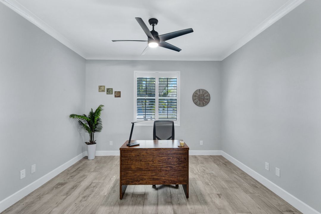 1909 SE 14th St, Cape Coral, FL 33990