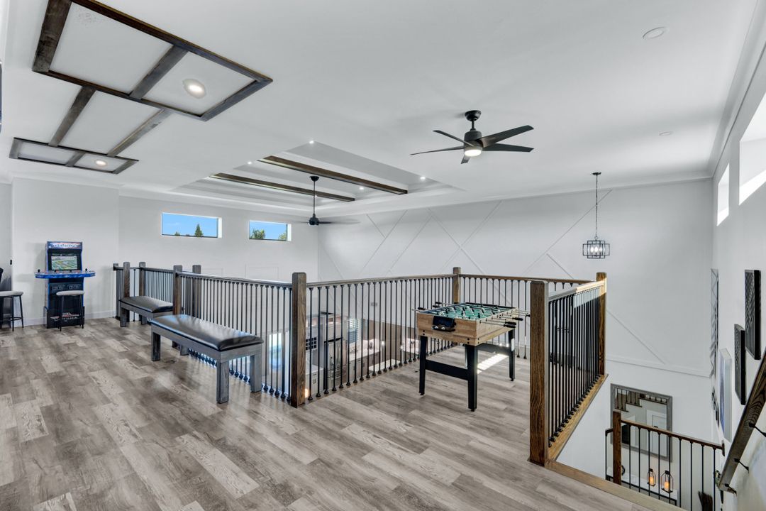 1909 SE 14th St, Cape Coral, FL 33990