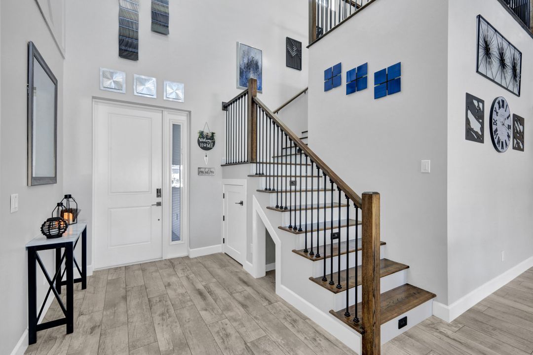 1909 SE 14th St, Cape Coral, FL 33990