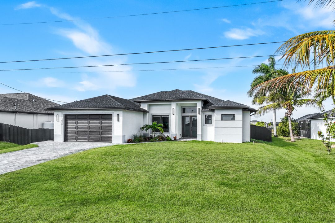 1020 NW 33rd Pl, Cape Coral, FL 33993