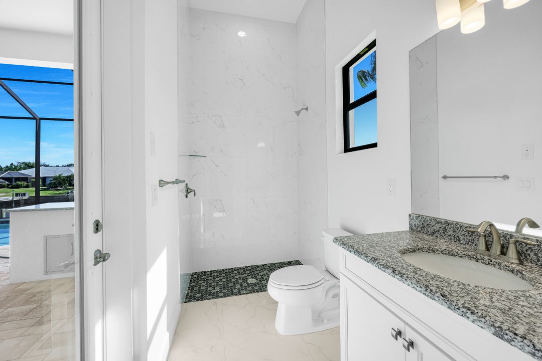 1205 SE 20th Ct, Cape Coral, FL 33990