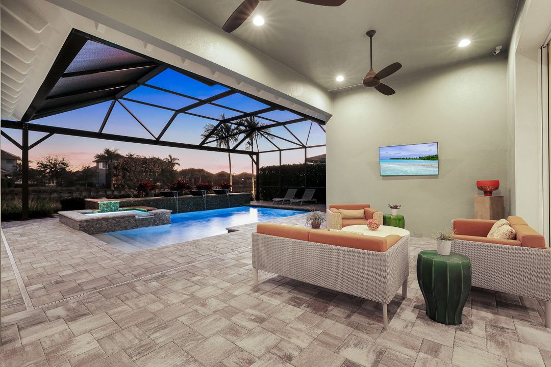 5750 Clarendon Dr, Naples, FL 34113