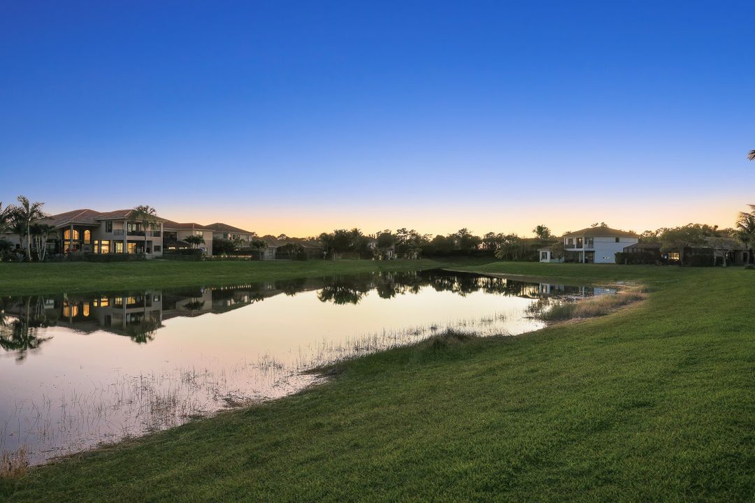 3706 Pleasant Springs Dr, Naples, FL 34119