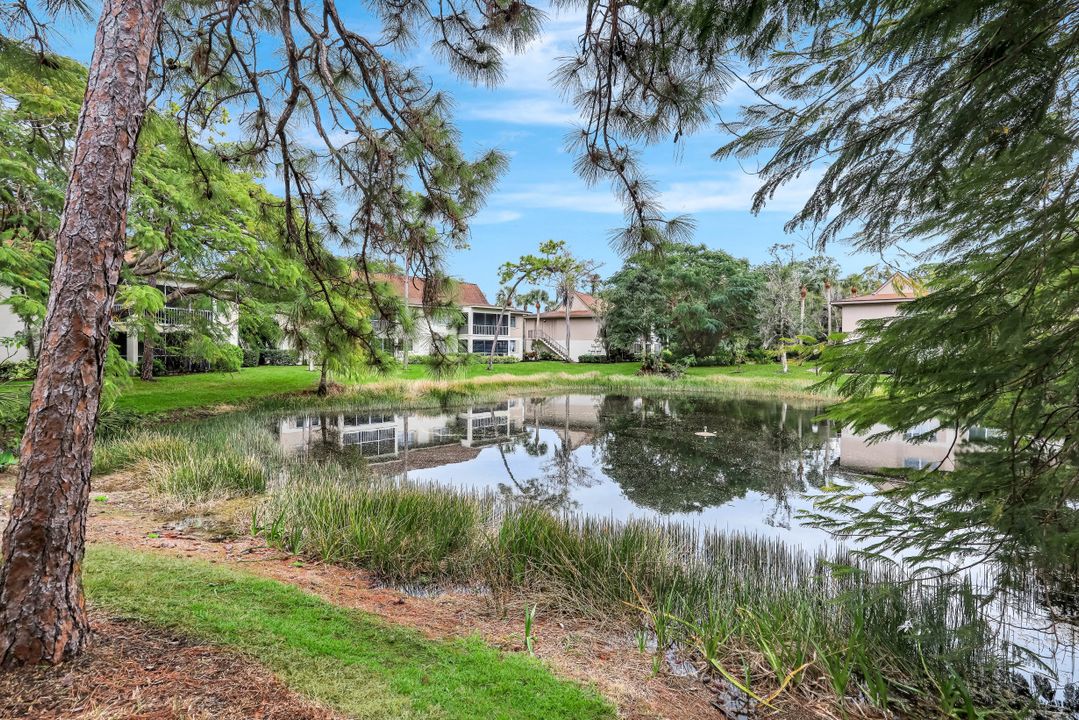 11 Bobolink Ct #11a, Naples, FL 34105