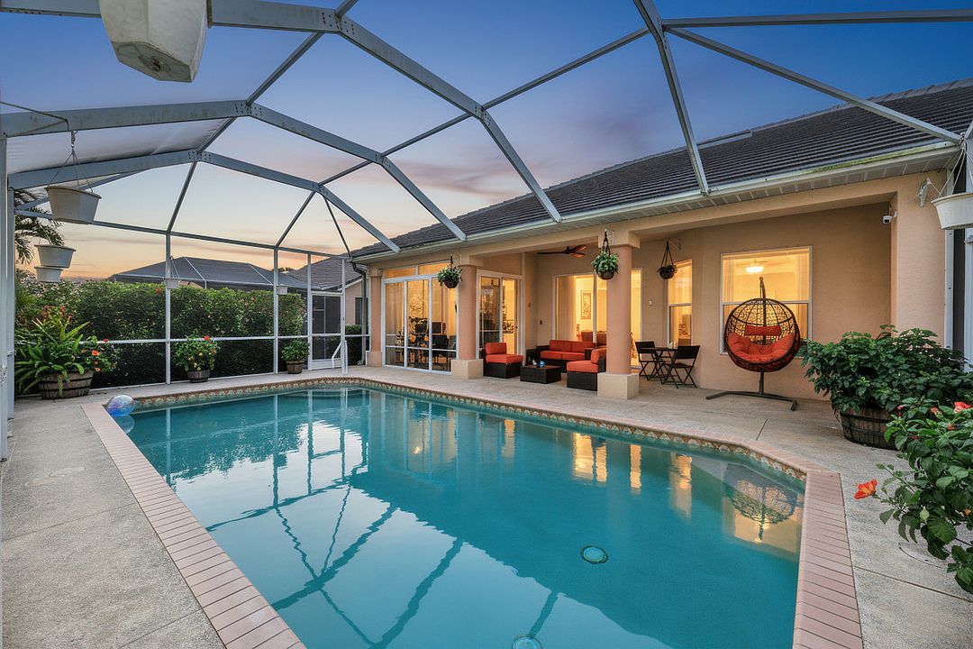 8596 Southwind Bay Cir, Fort Myers, FL 33908