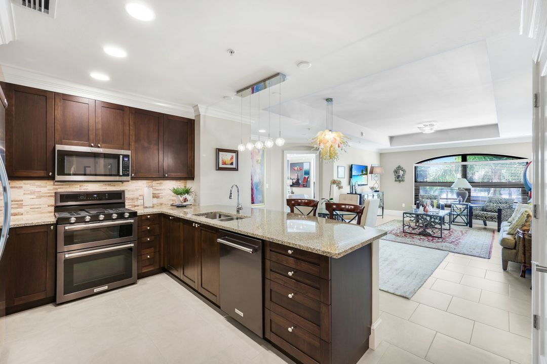 9115 Strada Pl #5314, Naples, FL 34108