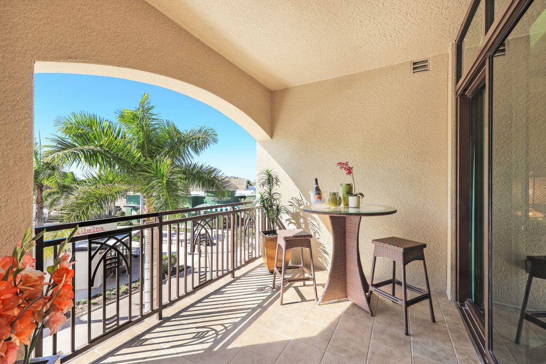 9115 Strada Pl #5314, Naples, FL 34108