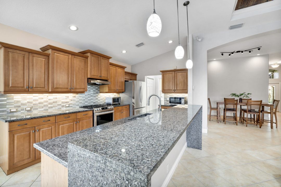 20401 Talon Trce, Estero, FL 33928