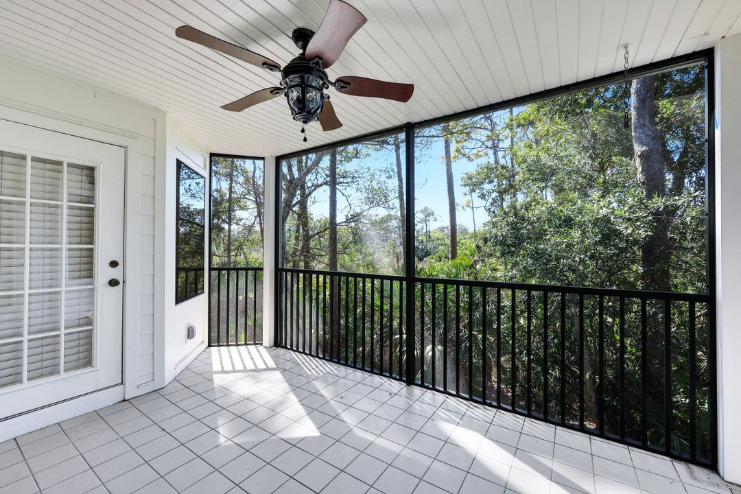 27100 Oakwood Lake Dr, Bonita Springs, FL 34134